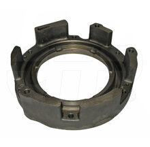 HOUSING CLUTCH